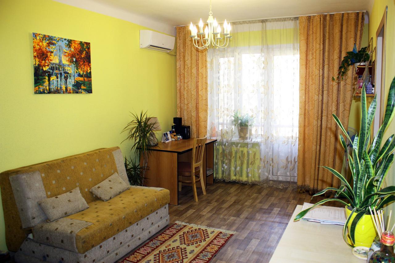 "В Центре Города" Квартира - "Downtown" Apartment アルマトイ エクステリア 写真